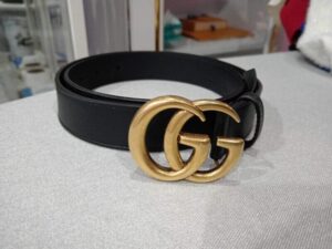 เข็มขัด Gucci หัวโลโก้สีทองบนสายหนังสีดำสุดหรู Money2Plus.com รับจำนำแบรนด์เนม รับซื้อ ให้ราคาสูง ปลอดภัย บางรัก